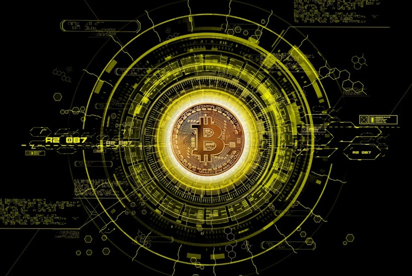 com complementar normes ISO i Blockchain